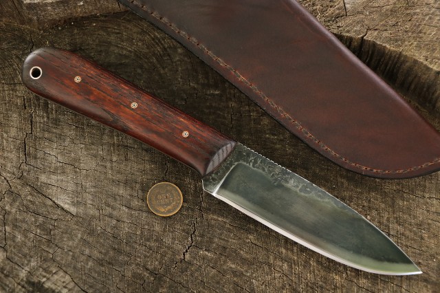 Lucas Forge, Custom Hunting Knives, Hammer Forged Knives, Hand Forged Knives