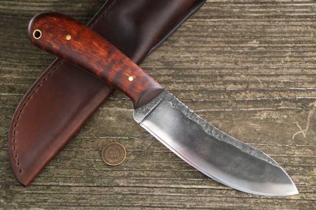 Custom Hunting Knives, Lucas Forge