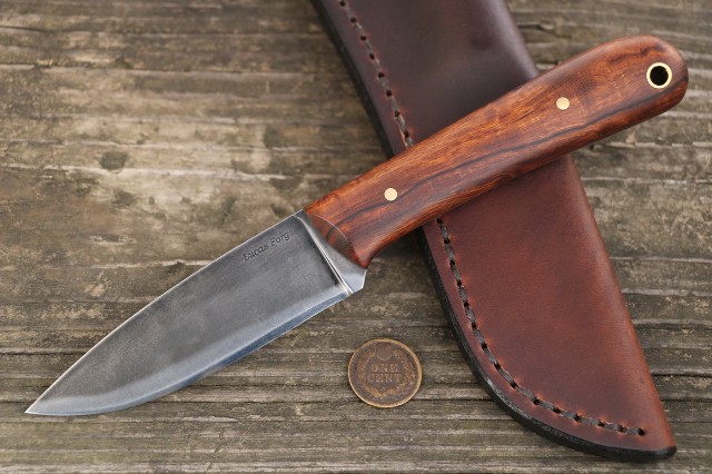 Lucas Forge, Hunting Knives, Customized Hunting Knives, Personalized Hunting Knives, Custom Design Hunting Knives