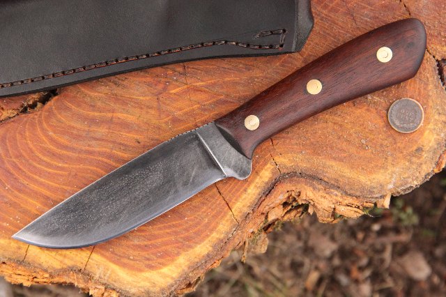 Lucas Forge, Custom Knives, Hunting Knives, Exotic Hunting Knives, Handmade Knives, Collector Knives, Graduation Gifts for Men