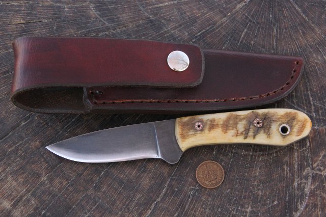 Sierra Knife, Custom Hunting Knife, Custom Knives, Lucas Forge, Sheephorn Handle Knife
