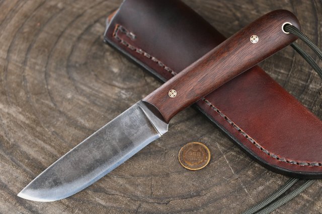 Custom Knives, Lucas Forge, Lucas Forge Knife, Lucas Forge Knife Giveaway, Belt Knife, Camp Knife, Trail Knife, Deer Knife, Field Dressing Knife