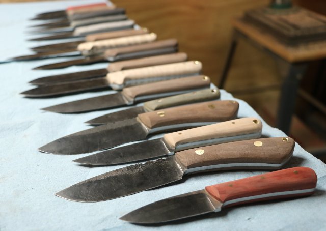 Custom Knives, Lucas Forge Knives, Hunting Knives, Custom Outdoor Knives, Custom Camping Knives