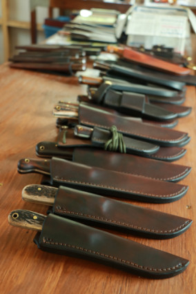 Lucas Forge, Custom Hunting Knives, Knifemakers, Hunting Knives