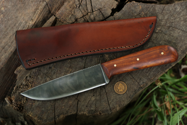 Powder River, Trade Knife, Custom Hunting Knives, Lucas Forge, Hunting Knife, Traditional Hunting Knife, Classic Hunting Knife, Fixed Blade Hunting Knife, High Carbon Steel Knives