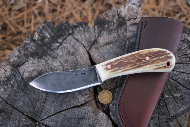 Lucas Forge, Belt Knife, Custom Hunting Knives, Skinner Knife, Belt Skinner Knife