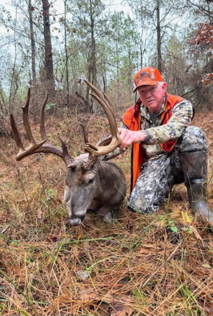 Deer Hunting, Lucas Forge, Custom Hunting Knives, Packer Knife